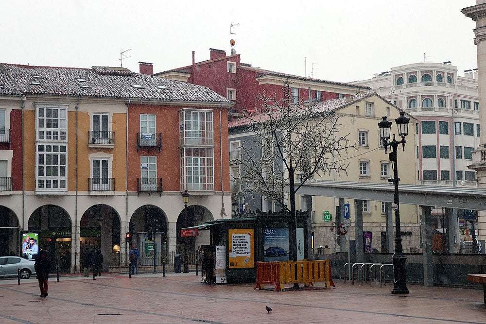 Fotos: Caen las primeras nieves en Burgos