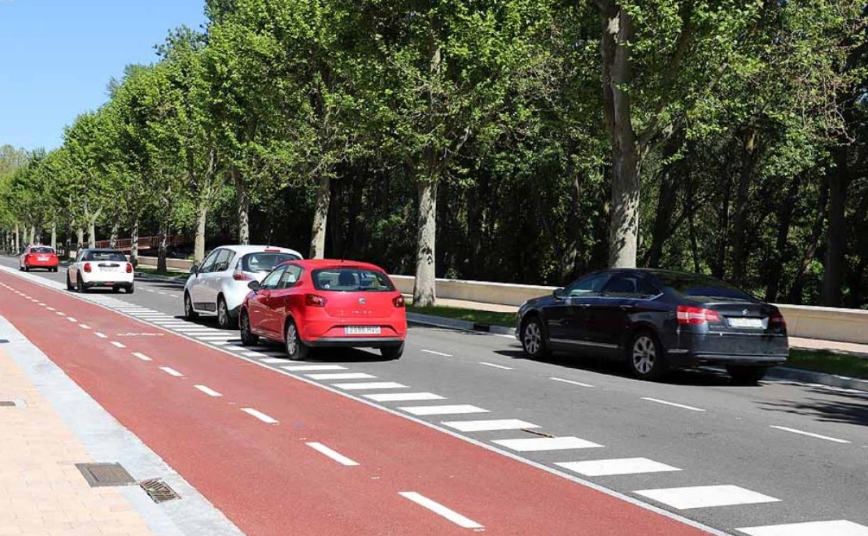 Los nuevos carriles bici de Burgos van a seguir el modelo de la Avenida del Arlanzón.