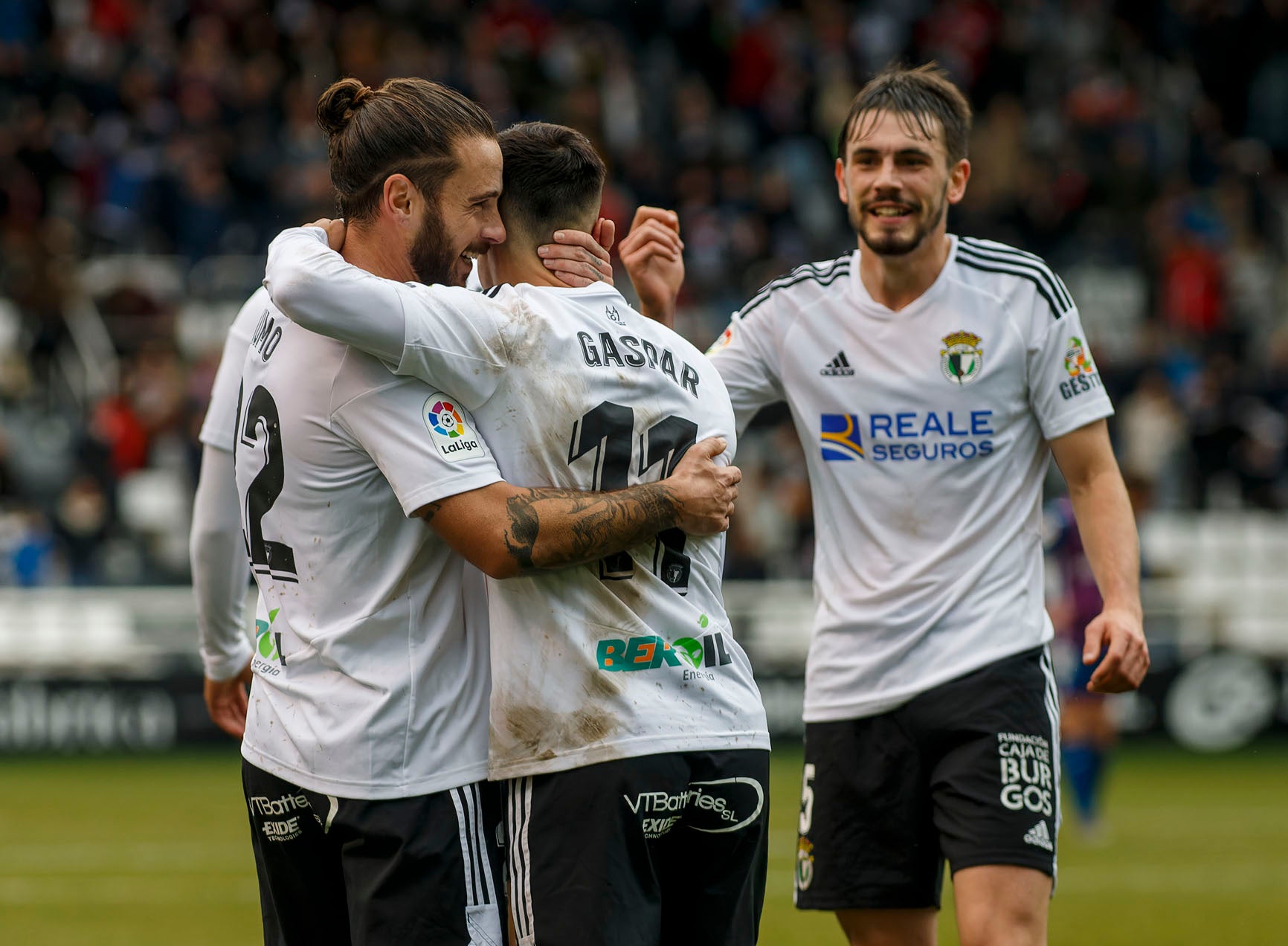 Fotos: El Burgos CF no puede con el Eibar que remonta y le deja sin liderato