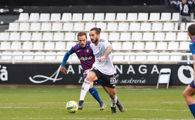 El Eibar conquista El Plantío y se acerca al ascenso directo