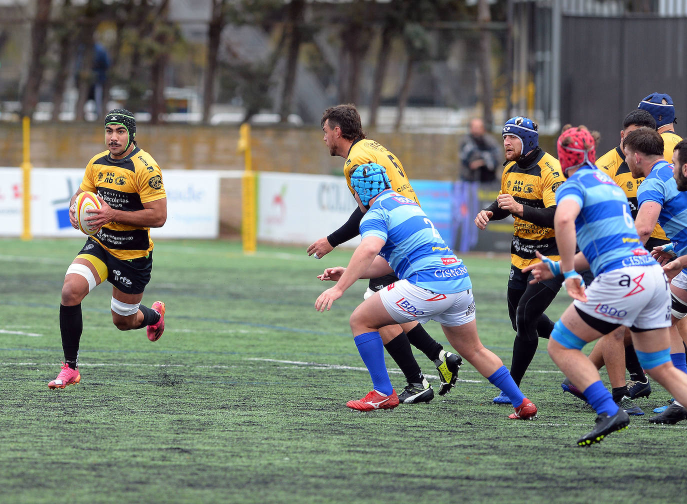 Imágenes de la victoria de Recoletas Burgos UBU ante Complutense Cisneros este domingo en San Amaro