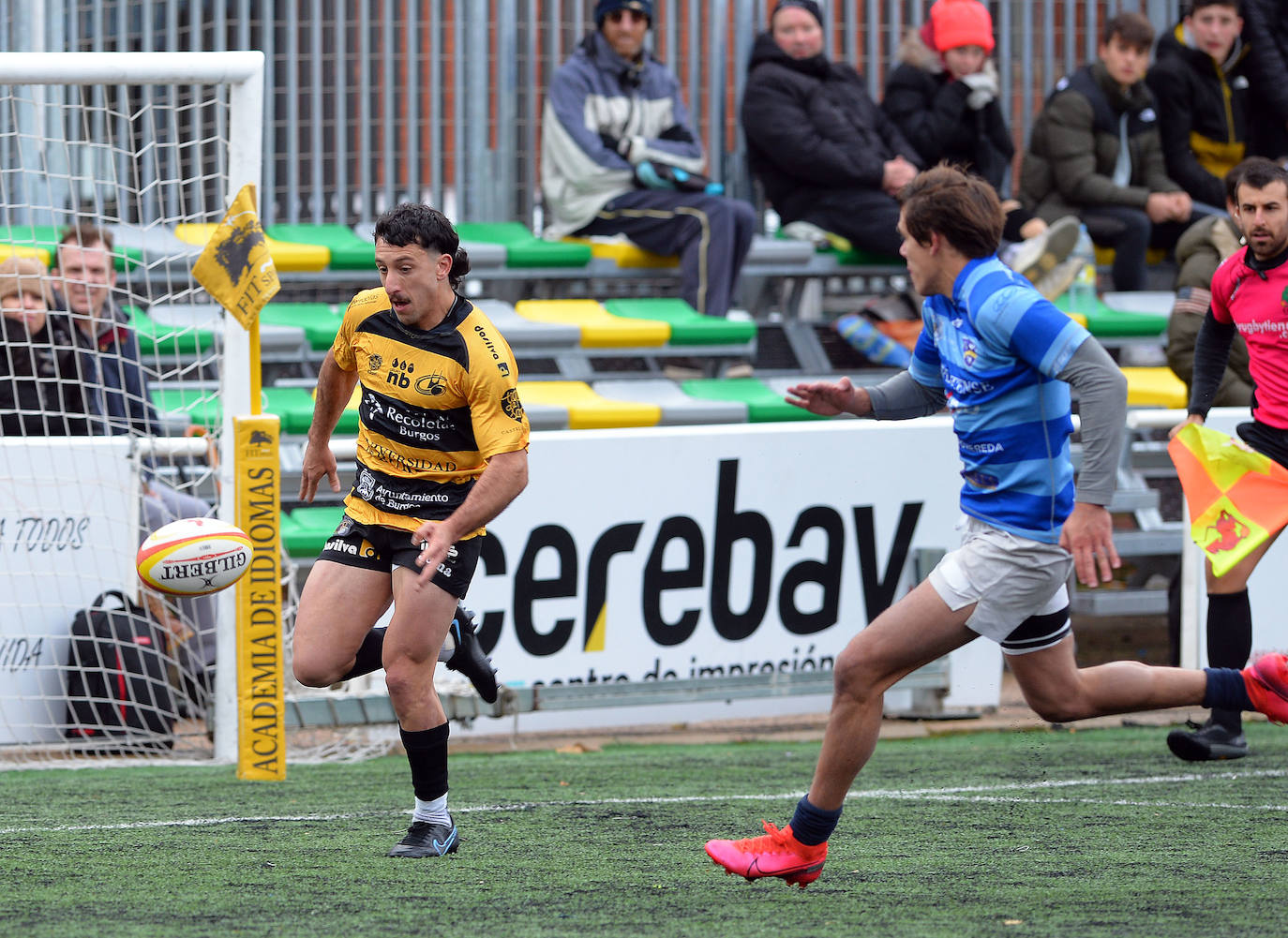 Imágenes de la victoria de Recoletas Burgos UBU ante Complutense Cisneros este domingo en San Amaro