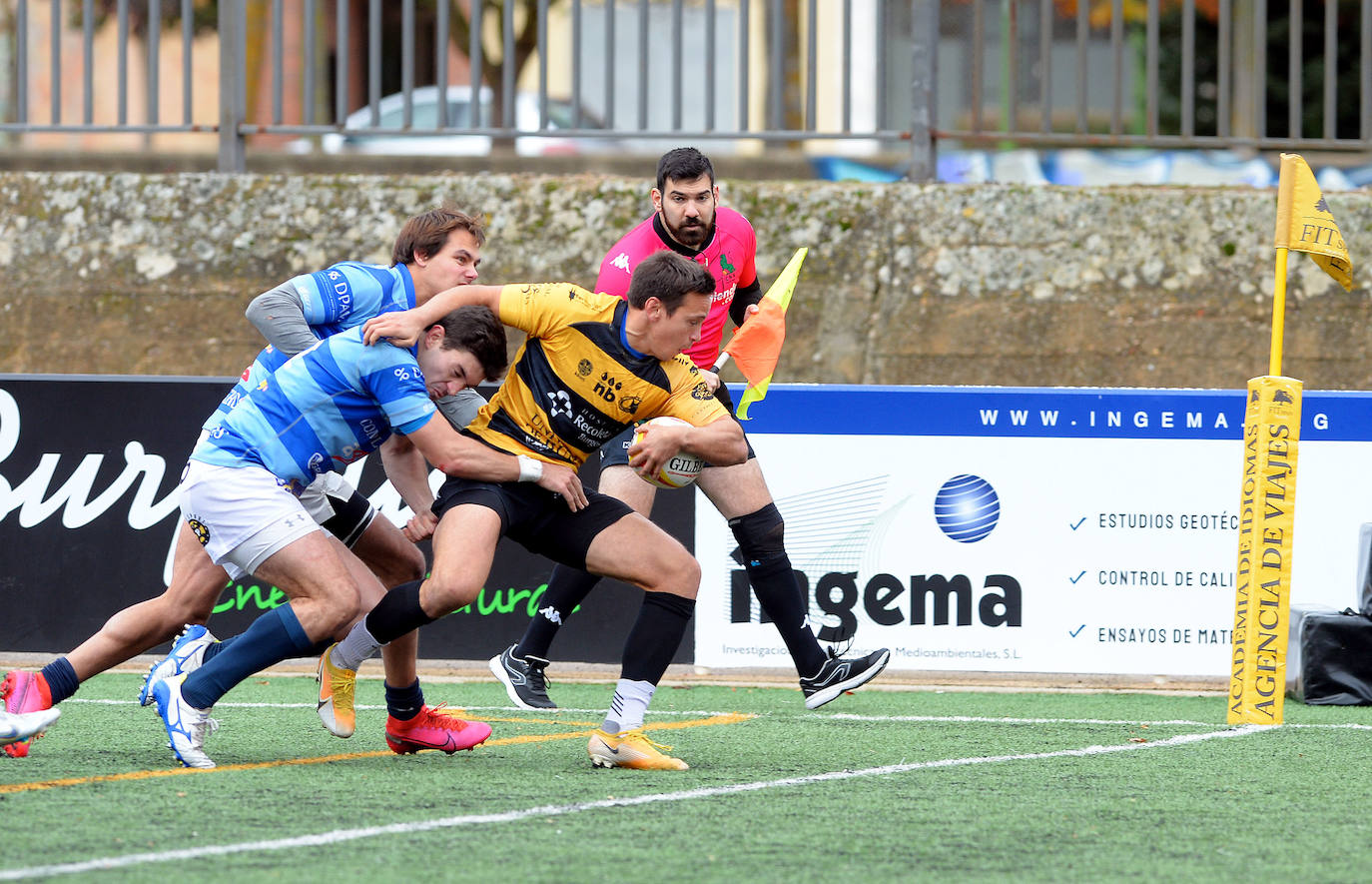 Imágenes de la victoria de Recoletas Burgos UBU ante Complutense Cisneros este domingo en San Amaro