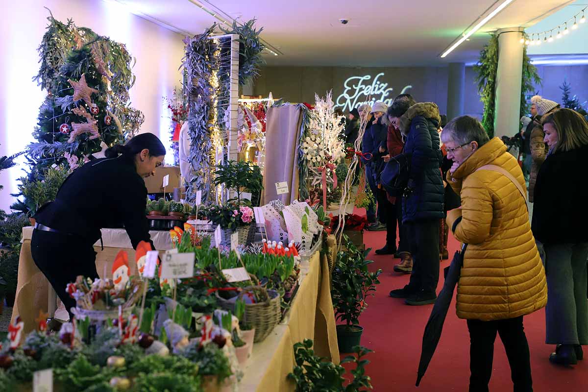 Fotos: La Feria de Navidad de los Floristas cierra con nota en Burgos