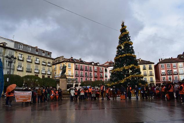 Fotos: Los trabajadores sociales del Ayuntamiento reivindican mejoras laborales al grito de «¡Reconocimiento ya!»