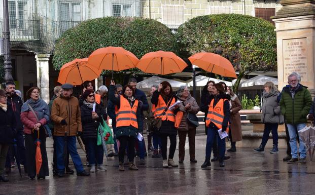 Las trabajadoras sociales vuelven al 'tajo' por «responsabilidad» pero exigiendo un «reconocimiento real»