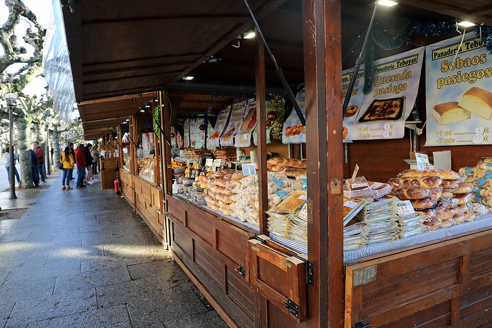 Fotos: Mercado Navideño de Oficios Artesanos de Burgos