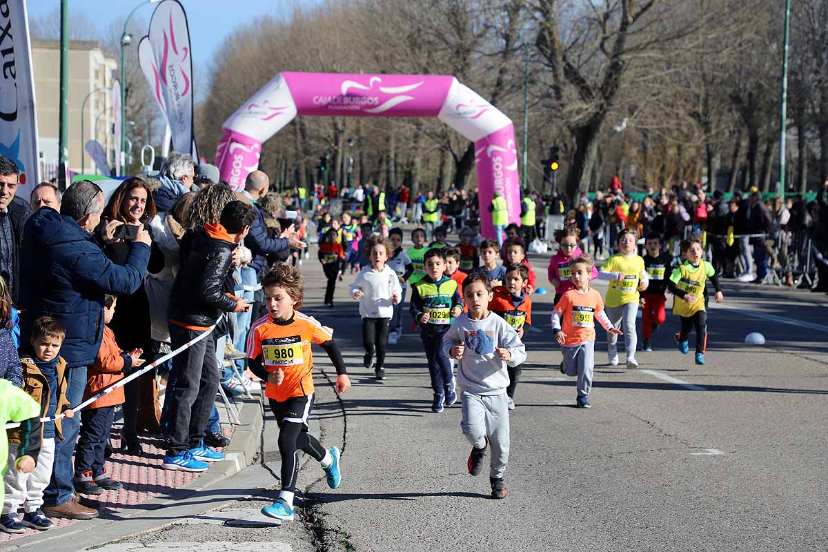 Fotos: Los corredores más pequeños despiden el año en la San Silvestre Cidiana