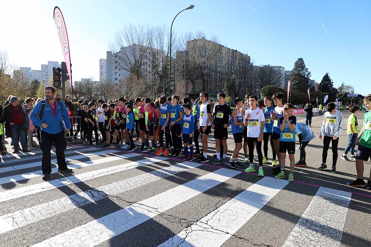 Fotos: Los corredores más pequeños despiden el año en la San Silvestre Cidiana