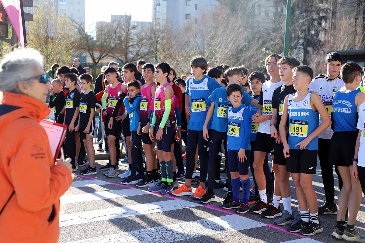 Fotos: Los corredores más pequeños despiden el año en la San Silvestre Cidiana