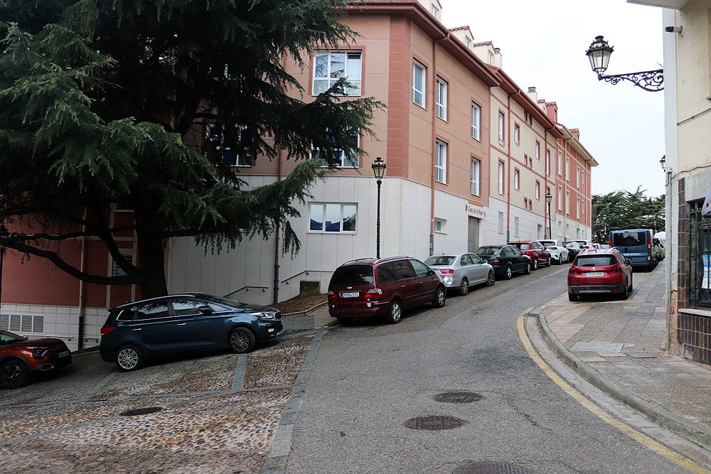 Los vecinos del Casco Histórico Alto, preocupados por el recorte de aparcamientos