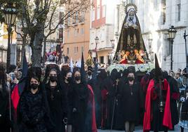 Procesión de la Soledad de 2022, sin preso indultado y con la mascarilla de la covid.