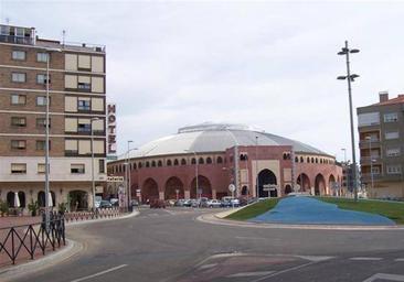 El Ayuntamiento intenta eludir la inspección de 2016 y facilitar la licencia de la plaza de toros