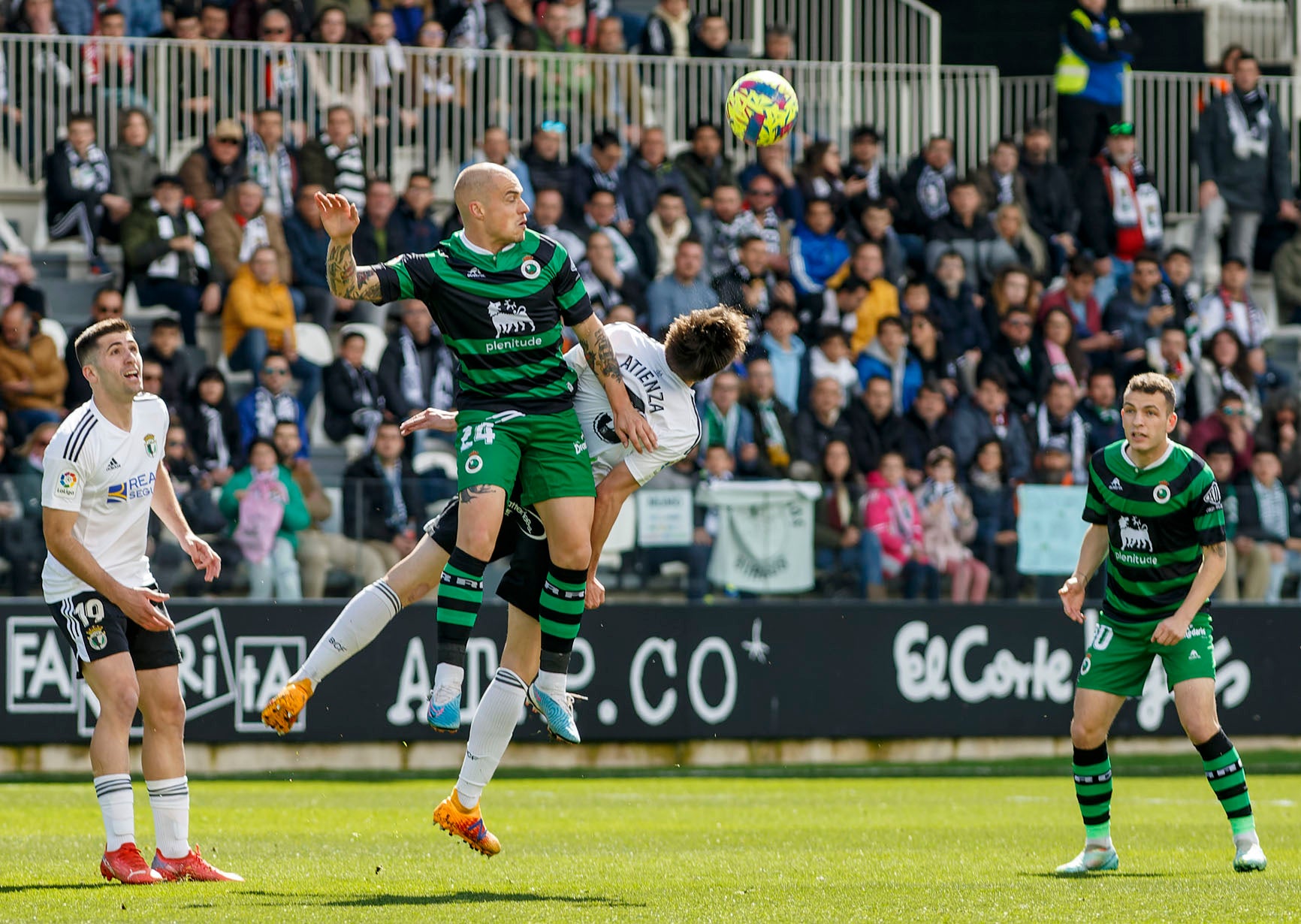 El Burgos CF se hace con la victoria ante un necesitado Racing