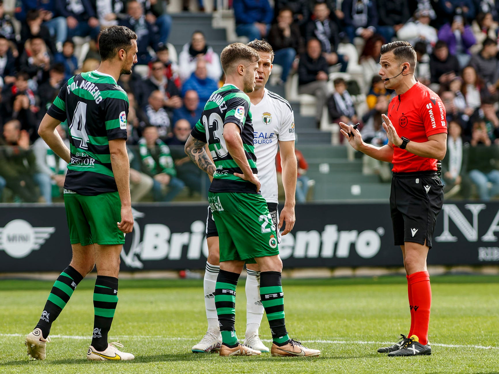 El Burgos CF se hace con la victoria ante un necesitado Racing