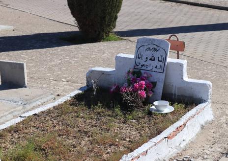 Imagen secundaria 1 - Espacio reservado al enterramiento musulmán en el cementerio municipal de Burgos