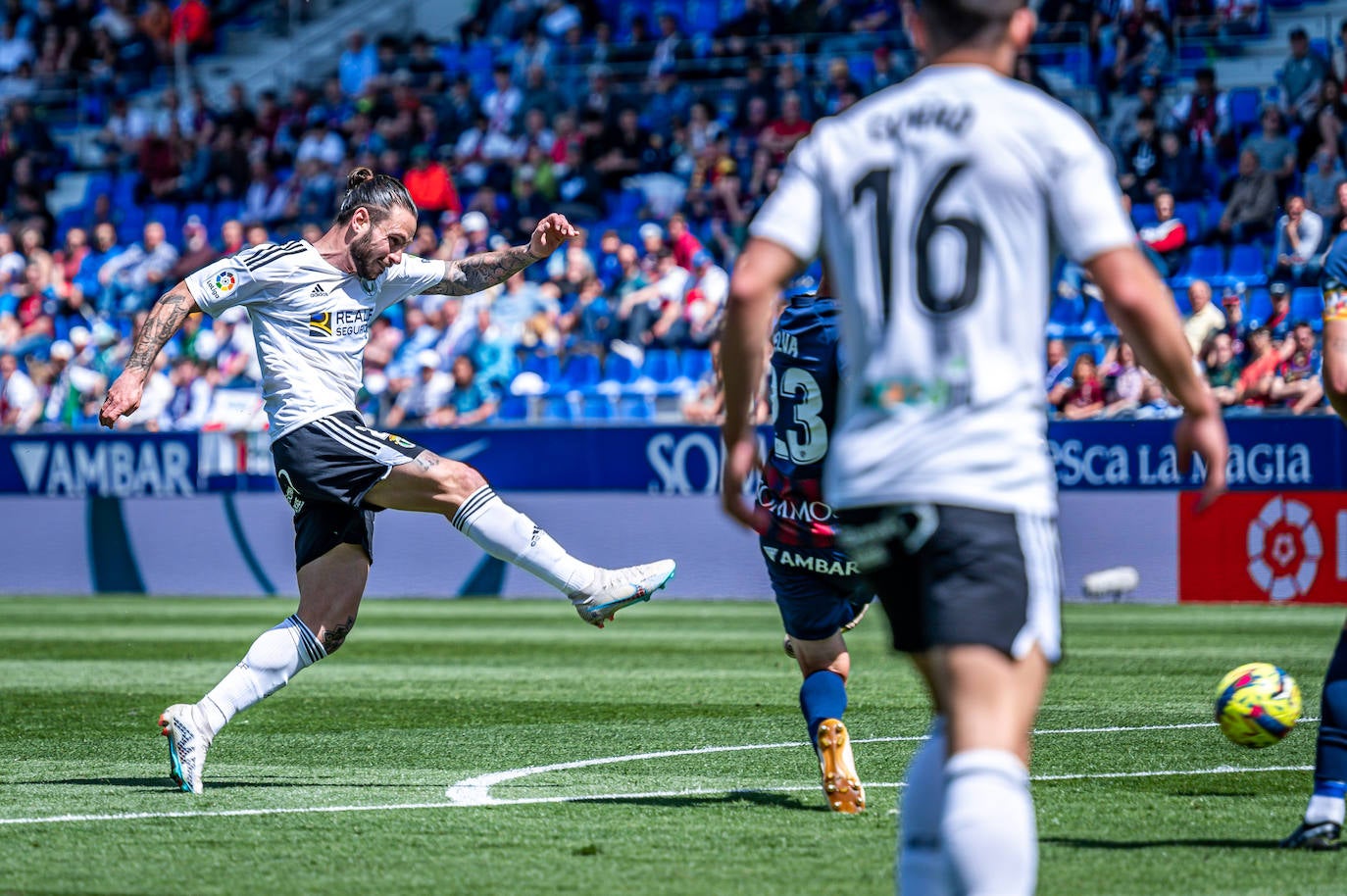 El Burgos cae derrotado ante el Huesca