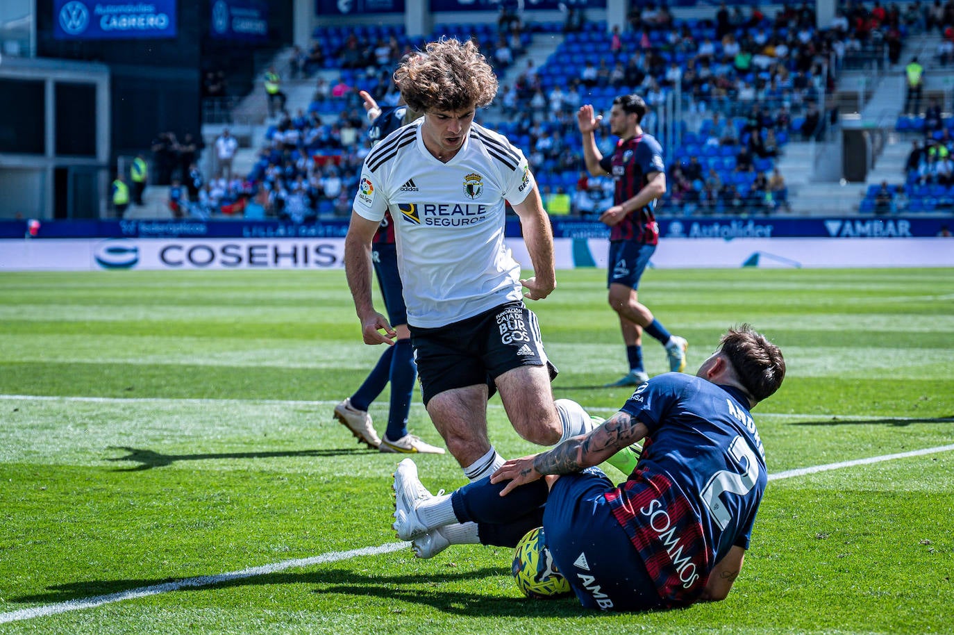 El Burgos cae derrotado ante el Huesca