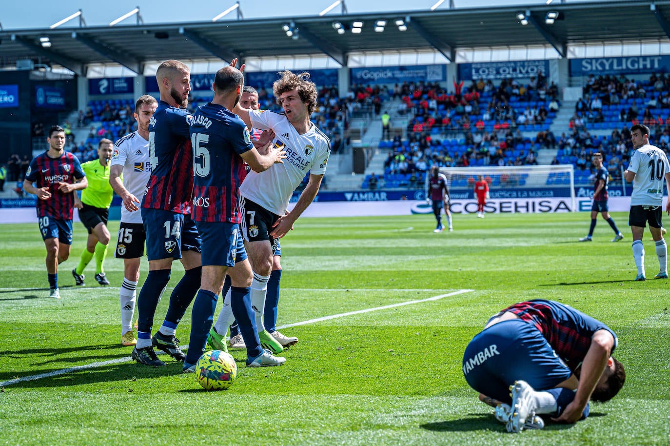 El Burgos cae derrotado ante el Huesca
