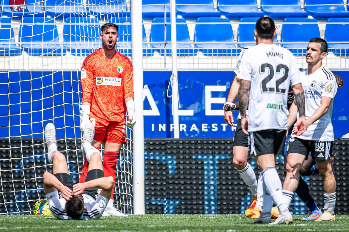 El Burgos cae derrotado ante el Huesca
