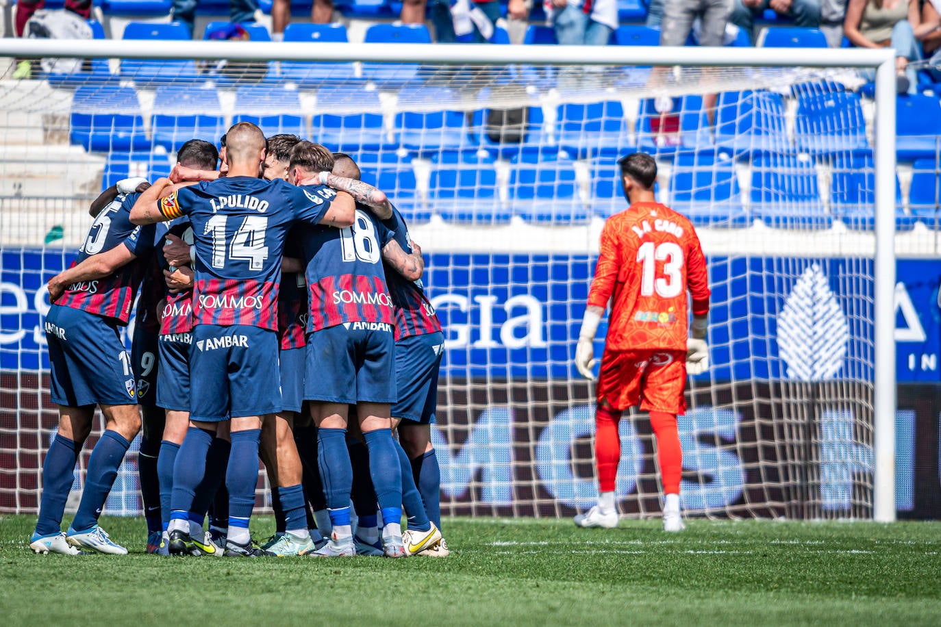 El Burgos cae derrotado ante el Huesca