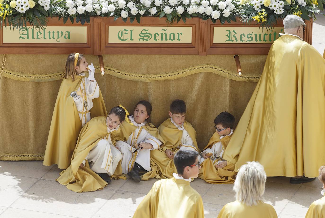 Burgos celebra la Pascua con el encuentro de la Madre y el hijo resucitado