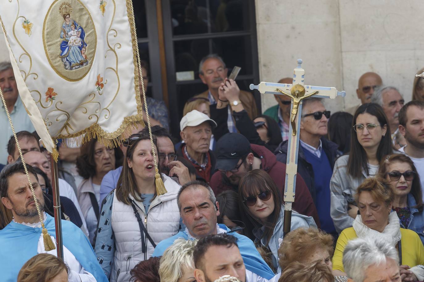 Burgos celebra la Pascua con el encuentro de la Madre y el hijo resucitado