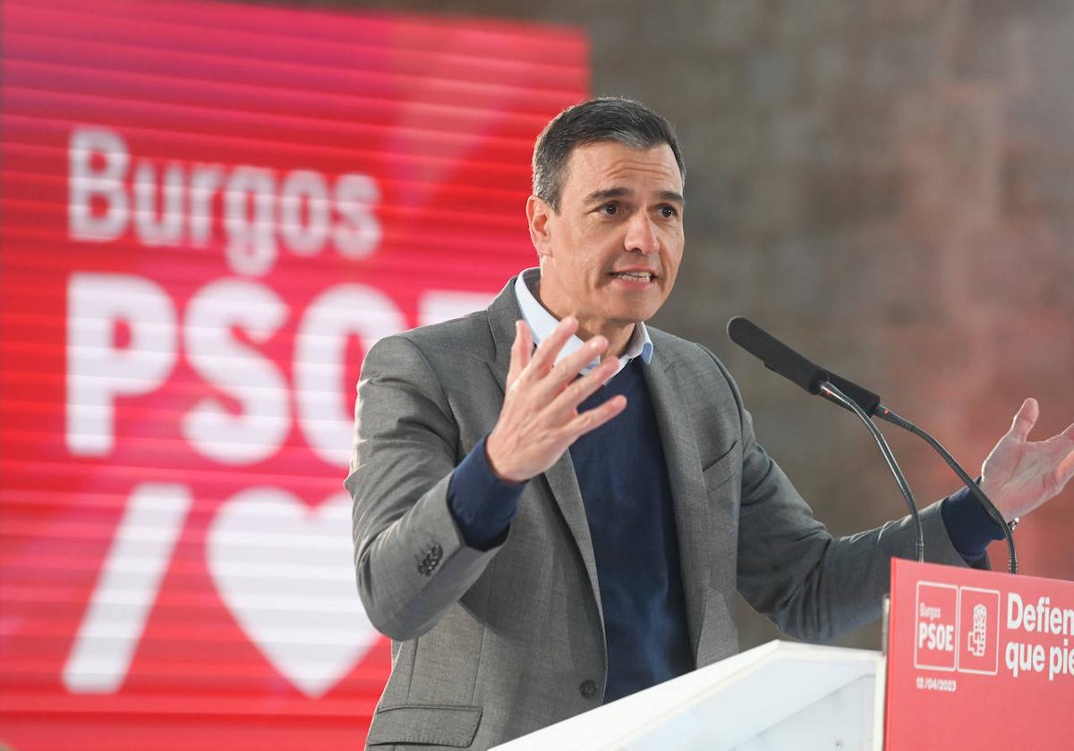 Pedro Sánchez respalda en Burgos la candidatura de Daniel de la Rosa