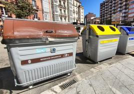 Contenedor de materia orgánica en las isla situada en la esquina de la Avenida Cid Campeador con Calle General Sanz Pastor