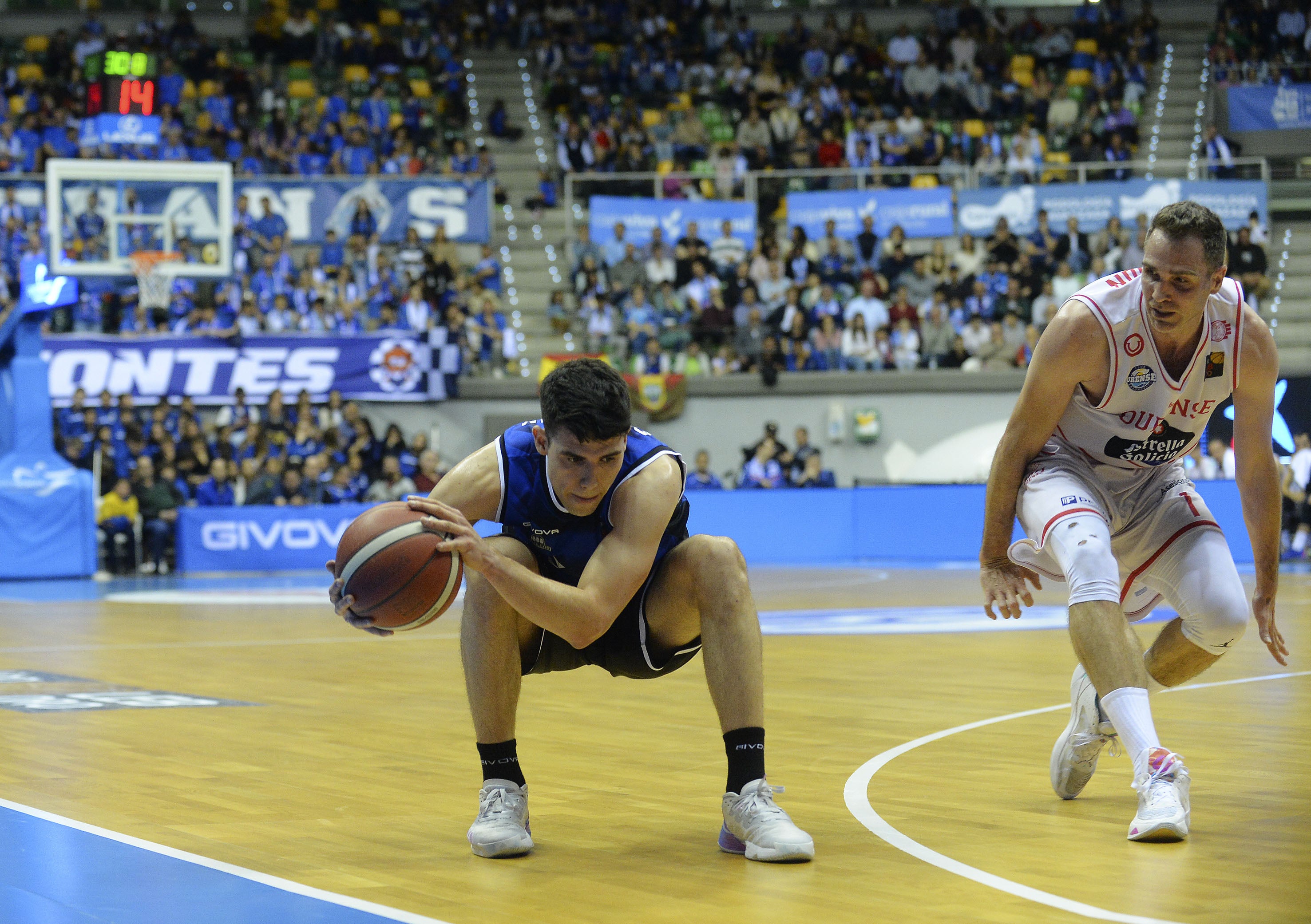 El San Pablo no da opciones al Club Ourense Baloncesto