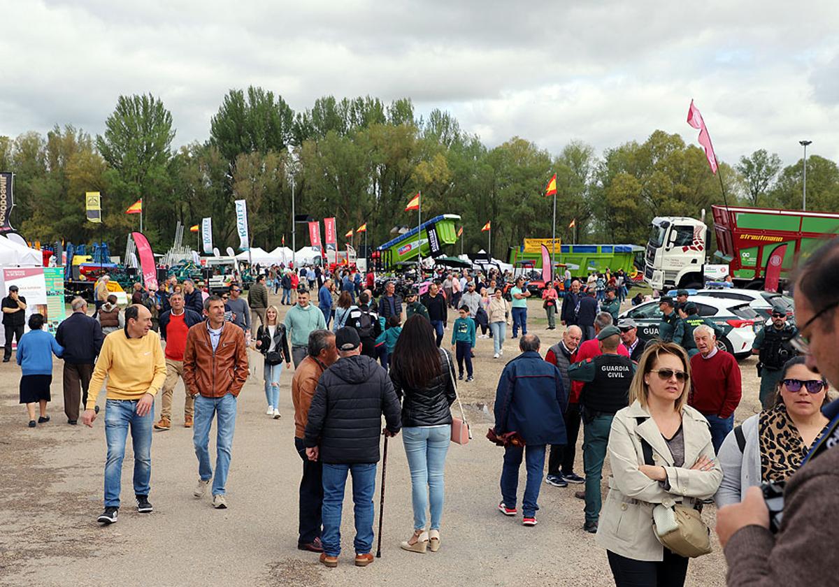 Éxito de público en la Feria de Maquinaria de Lerma.