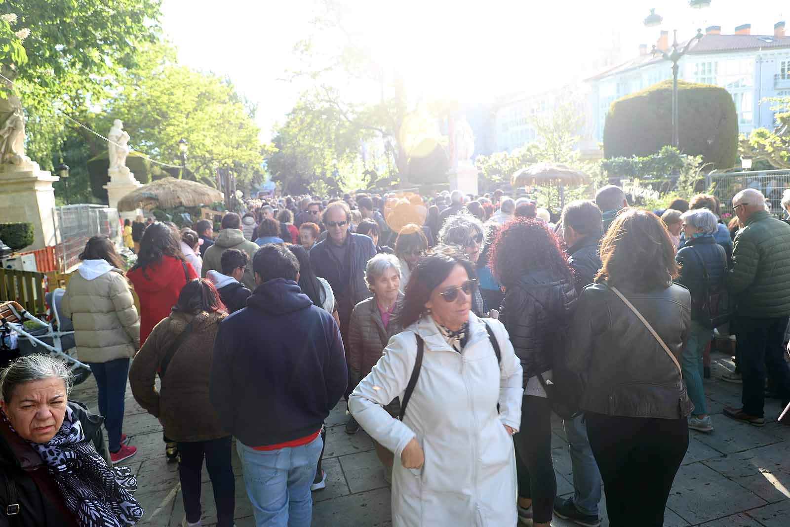 Burgos se llena de flores y gentío