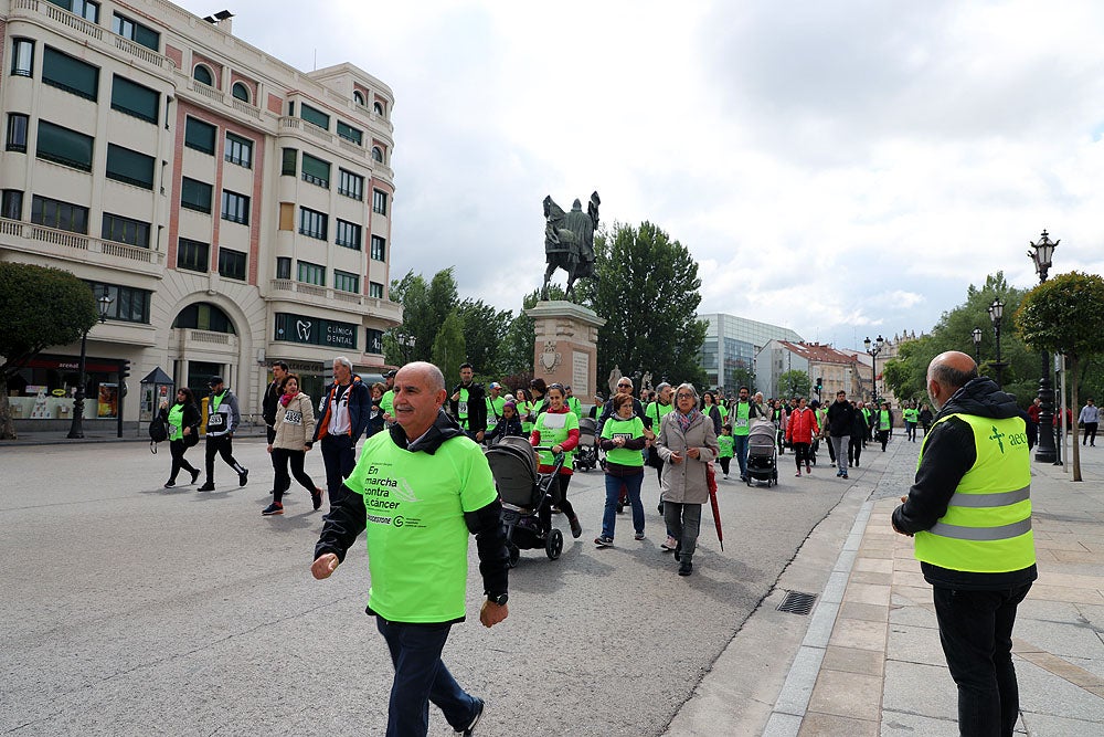 Más de 5.000 burgaleses marchan contra el cáncer