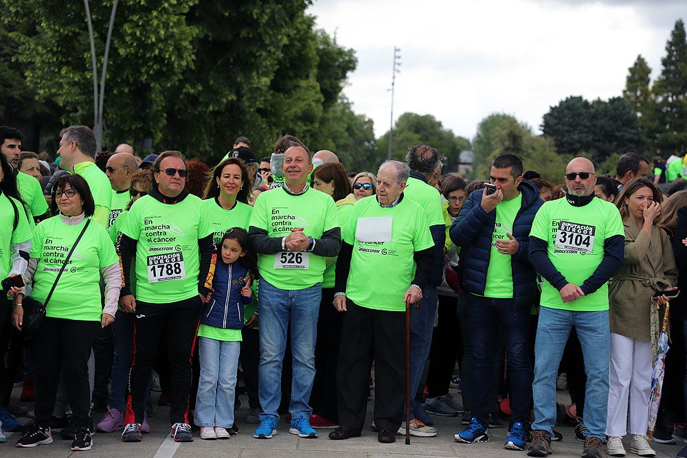Más de 5.000 burgaleses marchan contra el cáncer