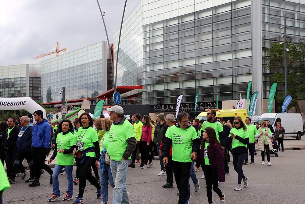 Más de 5.000 burgaleses marchan contra el cáncer