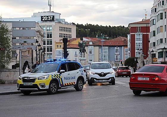Coche de la Policía Local de Burgos.