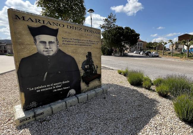 Monumento que se encuentra a la entrada de Tardajos