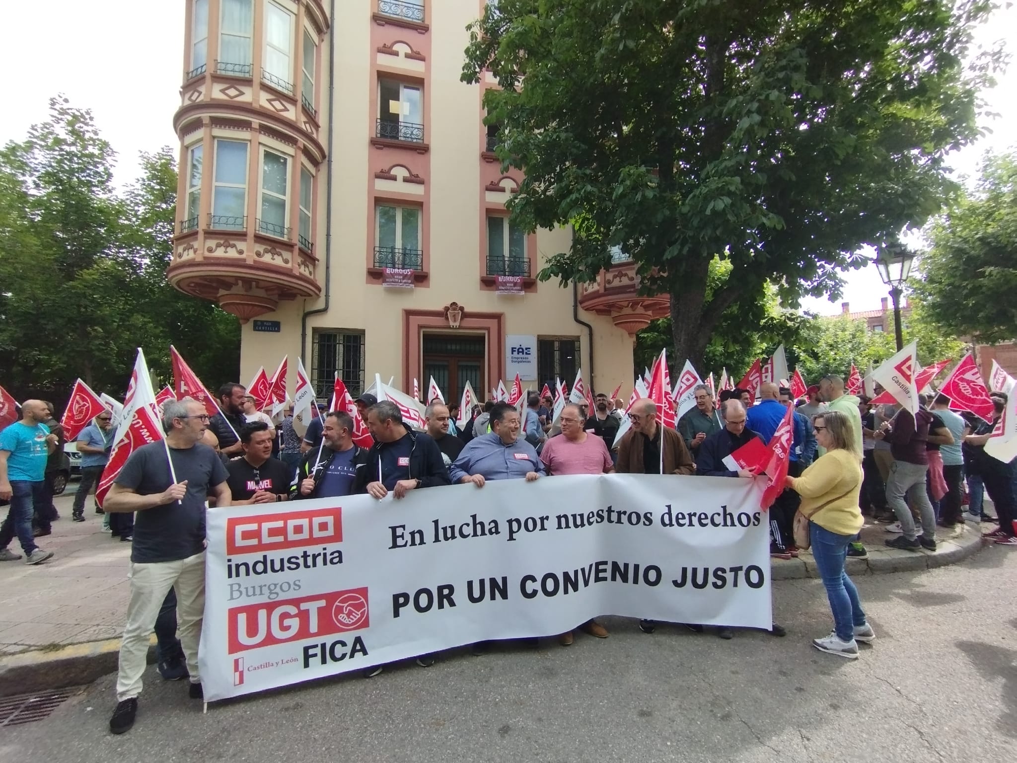 El metal protesta en las calles por su nuevo convenio