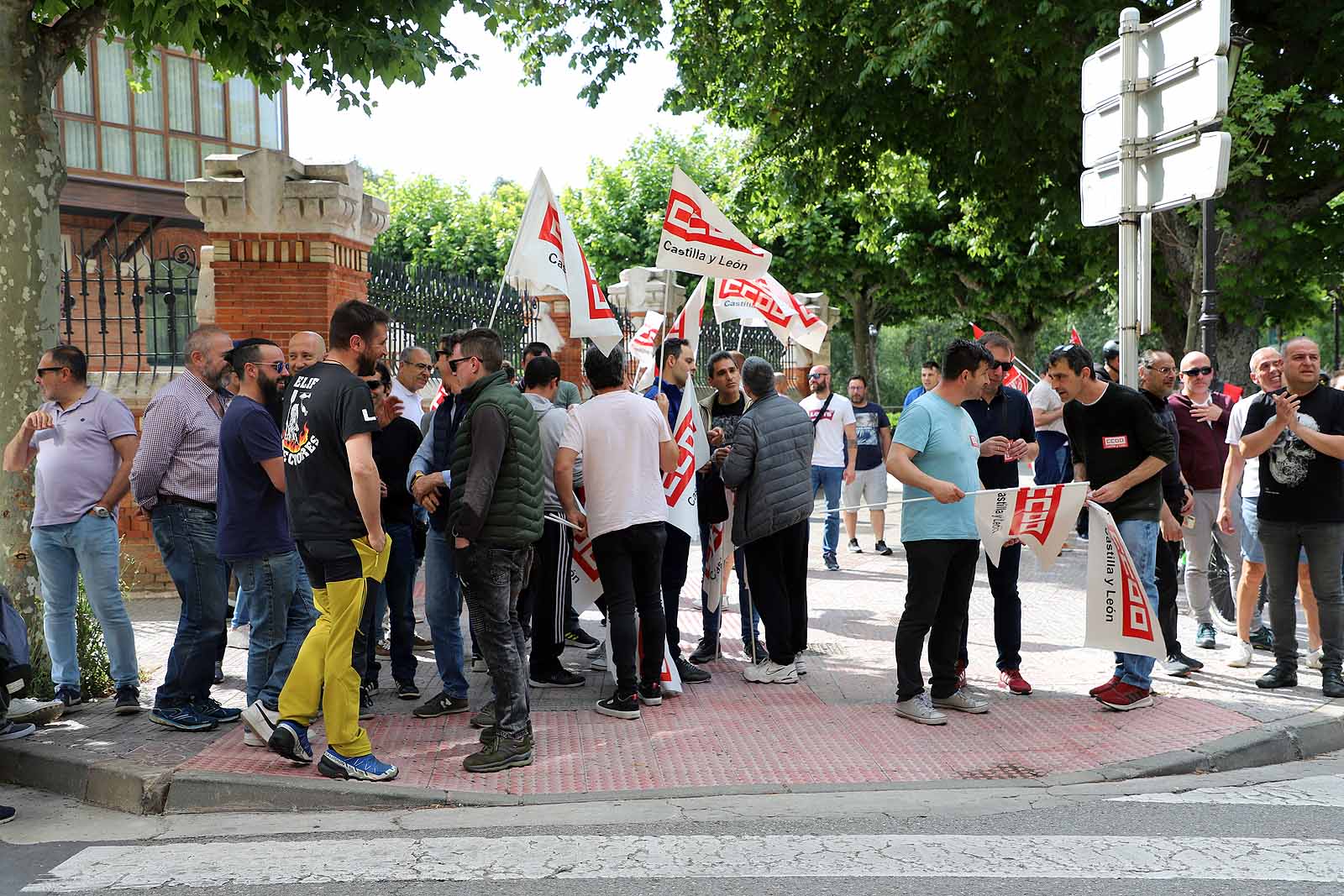 El metal protesta en las calles por su nuevo convenio