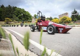 Los prototipos se ponen a prueba en un circuito de descenso.