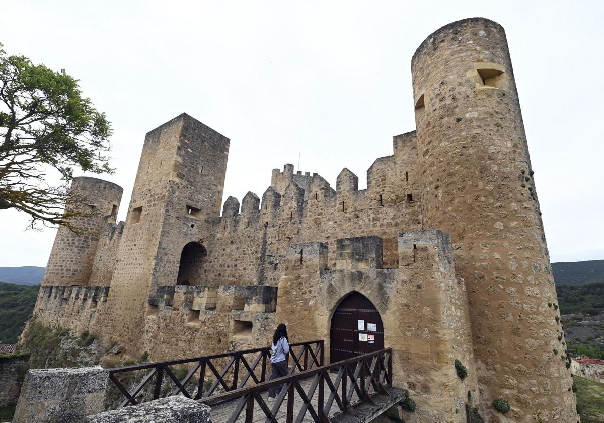 El castillo es uno de los referentes turísticos de Frías.