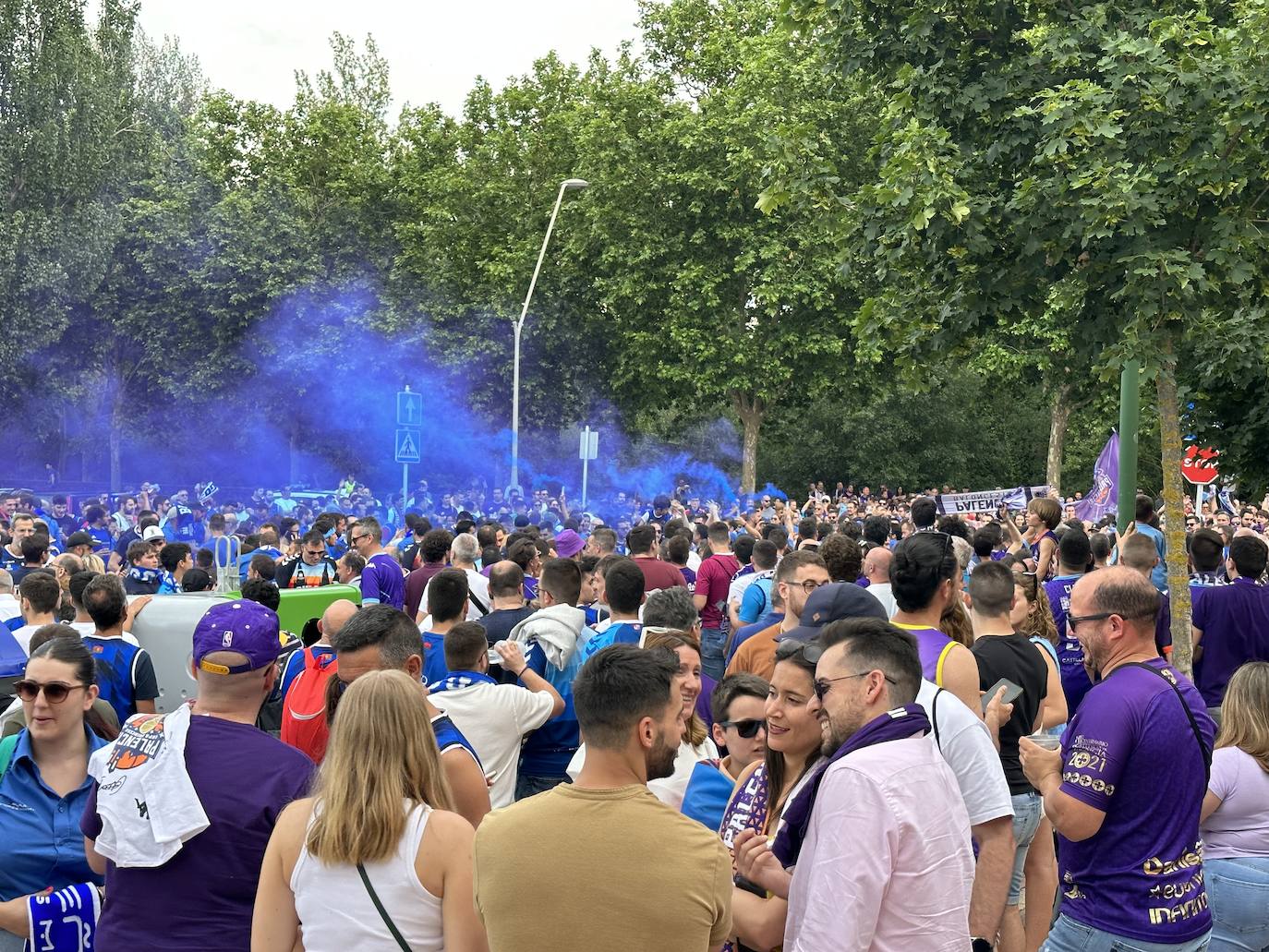 Ambientazo en la previa de la final entre Zunder Palencia y Hereda San Pablo