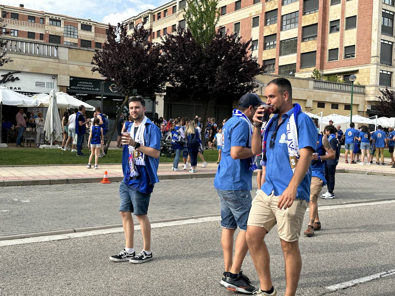 Ambientazo en la previa de la final entre Zunder Palencia y Hereda San Pablo