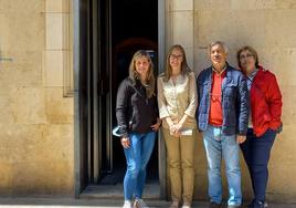 Iris López Sanchez (F. Casa Asilo), Sandra Abella Ortiz (CaixaBank), Martín González Ramonet (F. Casa Asilo), y Mª Mercedes Gómez Alonso (F. Casa Asilo).