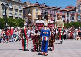 Este sábado se ha celebrado el pregón infantil en la Plaza Mayor de Burgos.