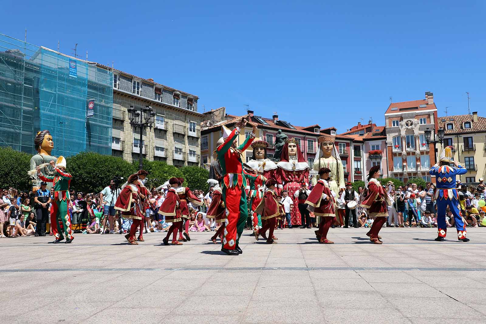 Bailes y tradiciones en los Sampedros