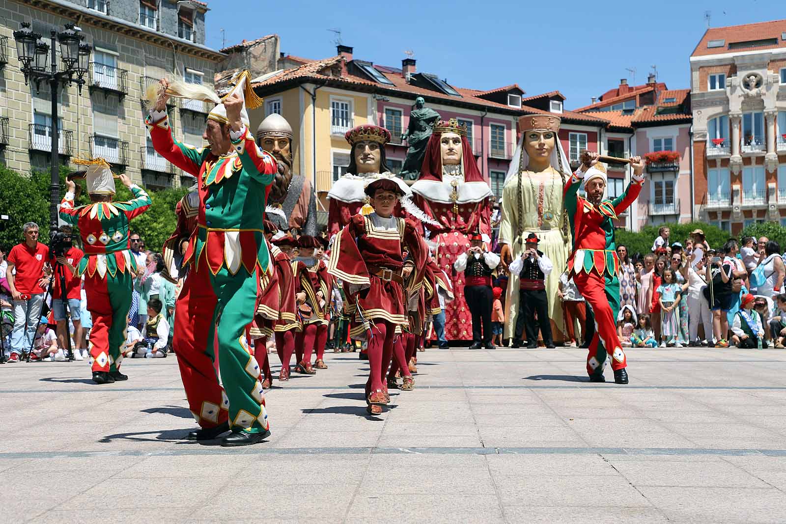 Bailes y tradiciones en los Sampedros