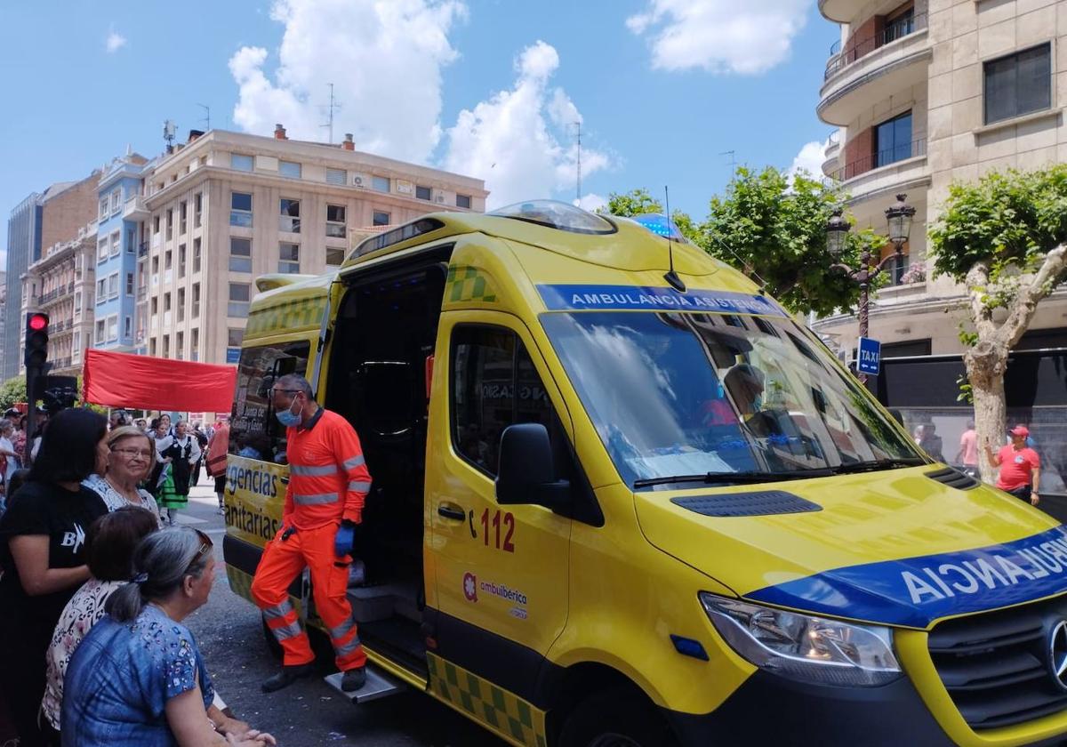 Herida una mujer tras desmayarse y hacerse una brecha en plena Cabalgata de los Sampedros