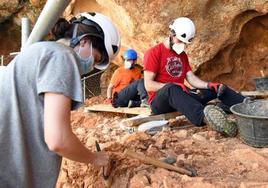 Imagen de archivo de excavaciones en el Yacimiento de Atapuerca.