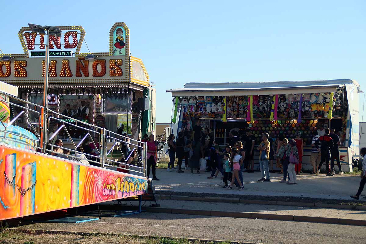 Los feriantes se vuelven a quejar de unos Sampedros «flojos» debido a la ubicación